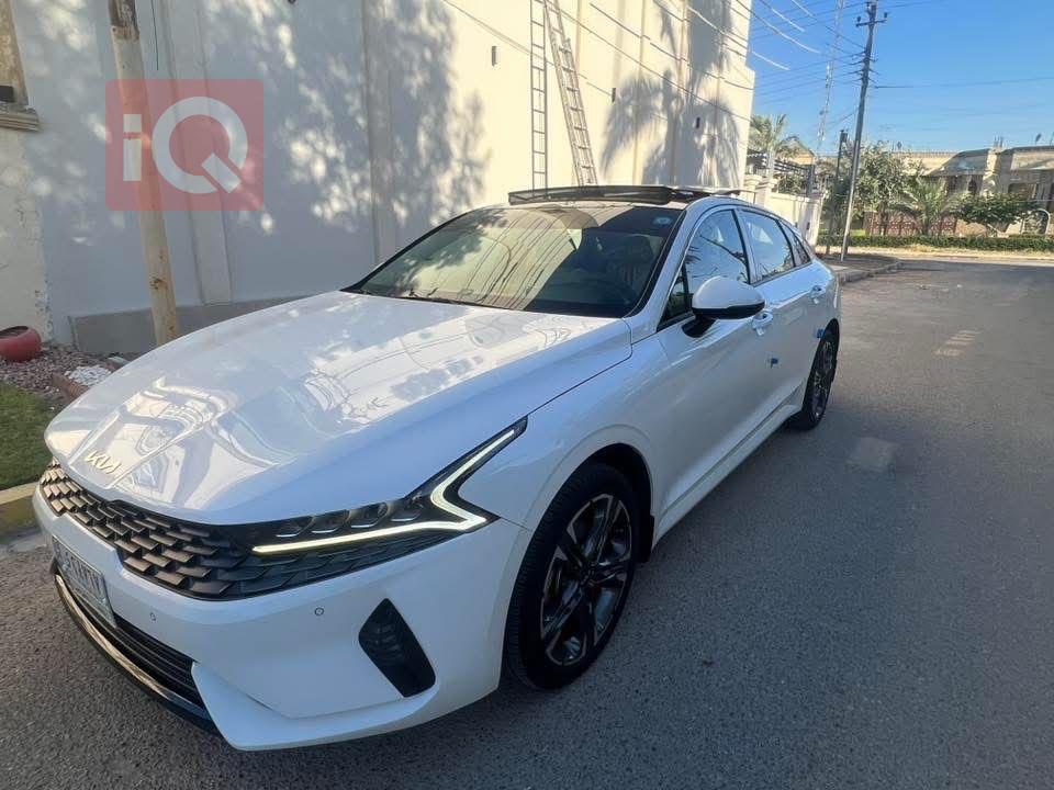 كيا K5
